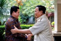 Menhan RI Prabowo Subianto menerima kunjungan Menteri BUMN sekaligus Ketua Umum PSSI Erick Thohir. (Foto Dok. Tim Media Prabowo)