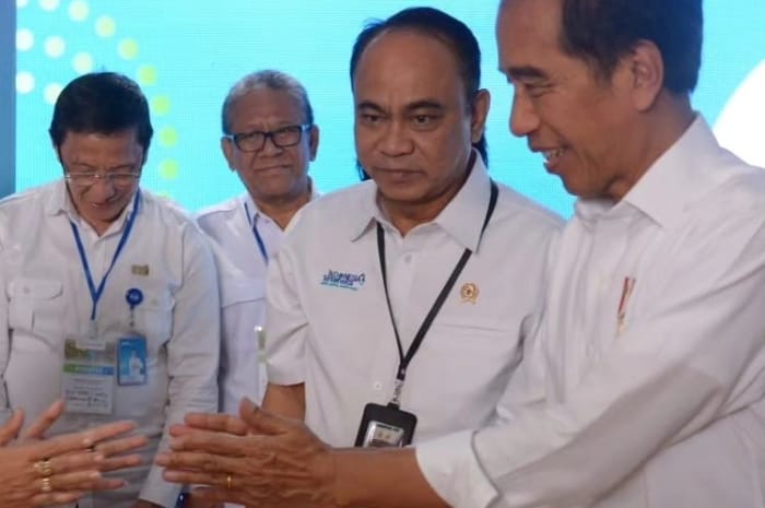 Menteri Komunikasi dan Informatika (Menkominfo), Budi Arie Setiadi dan Presiden RI Joko Widodo. (Instagram.com/@budiariesetiadi)