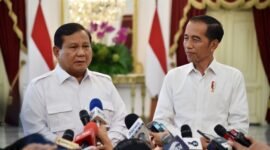 Menteri Pertahanan Prabowo Subianto bersama Presiden Jokowi. (Dok. Presidenri.go.id)