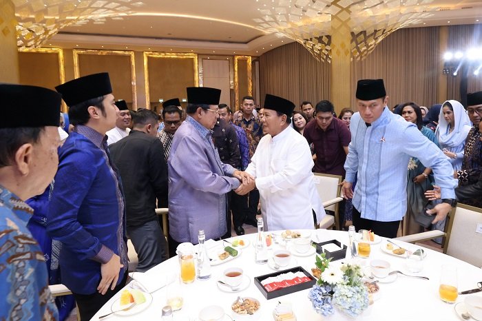 Presiden terpilih 2024-2029 Prabowo Subianto menghadiri acara silaturahmi dan buka puasa bersama Partai Demokrat di Hotel St Regis. (Facebook.com/@DPP Partai Demokrat)

